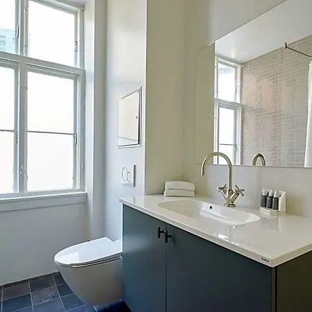 Feriebolig Amazing 2br Flat In The Heart Of København